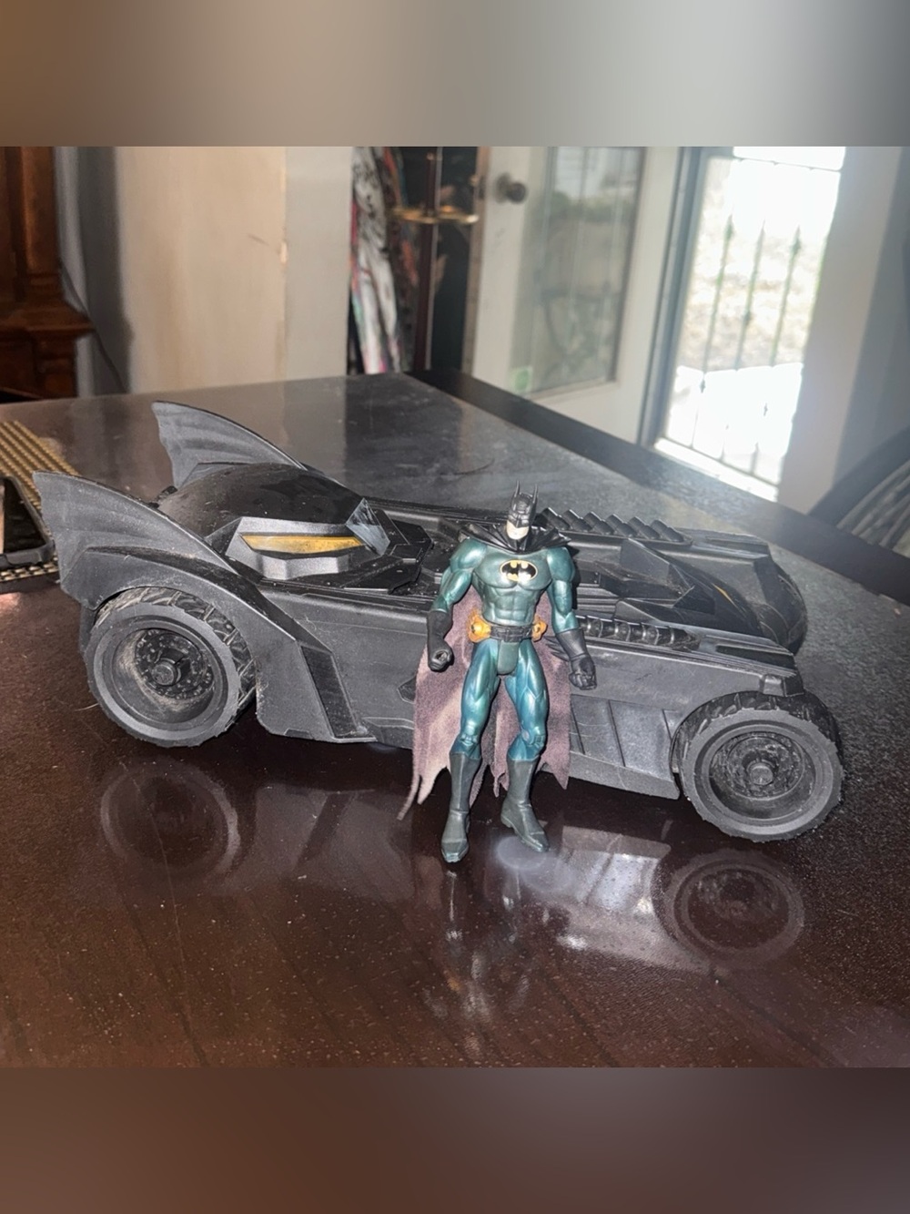 Spin Master DC Comics 16-Inch Batmobile Vehicle And A 7 -inch Batman Figure